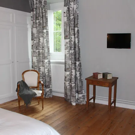 Couette-café Le Clos Boutenelle 3*