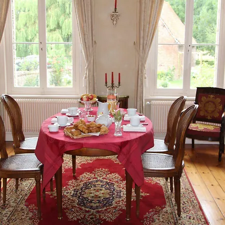Le Clos Boutenelle Oda ve Kahvaltı Eperlecques